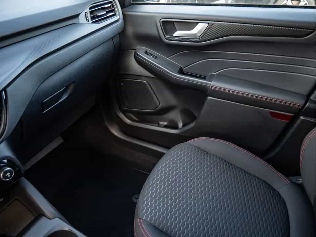 Ford Kuga 08/2025-photo-13