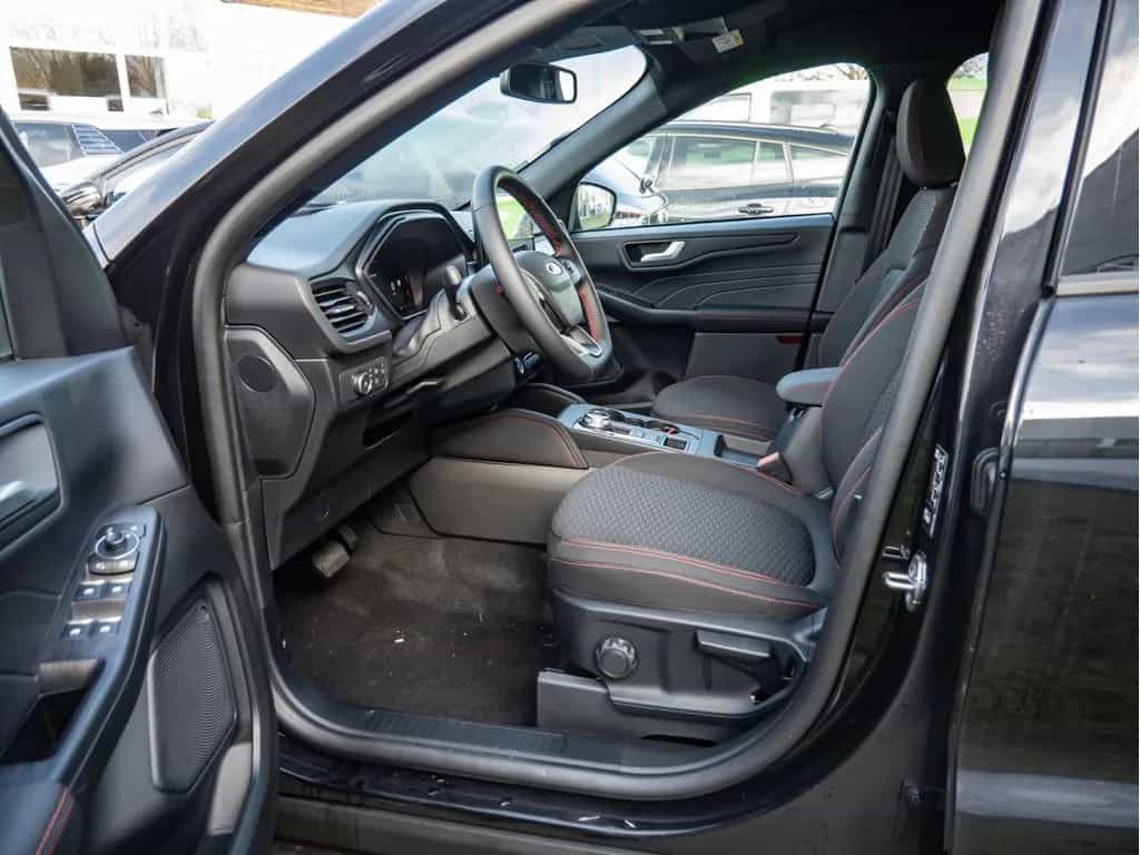 Ford Kuga 08/2025-photo-9