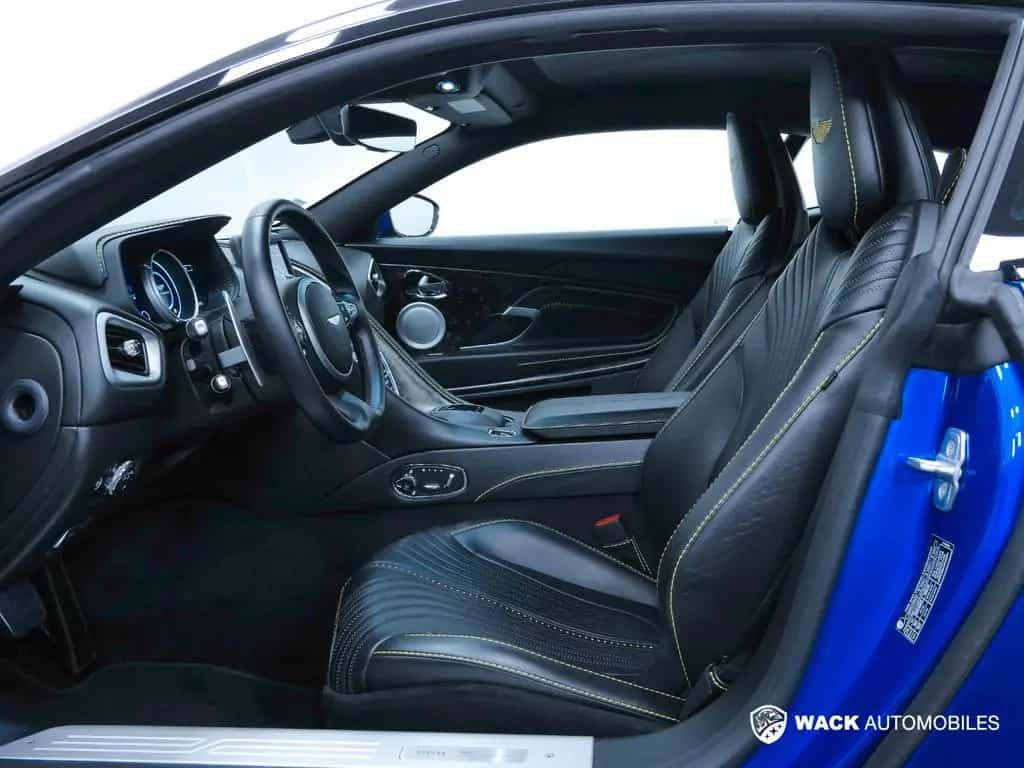Aston Martin DB11 COUPE 5.2L BI-TURBO V12 608 CV 08/2018-photo-15