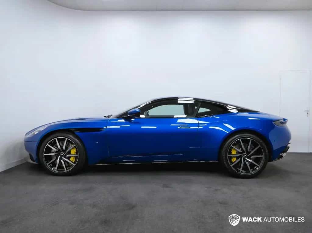 Aston Martin DB11 COUPE 5.2L BI-TURBO V12 608 CV 08/2018-photo-9