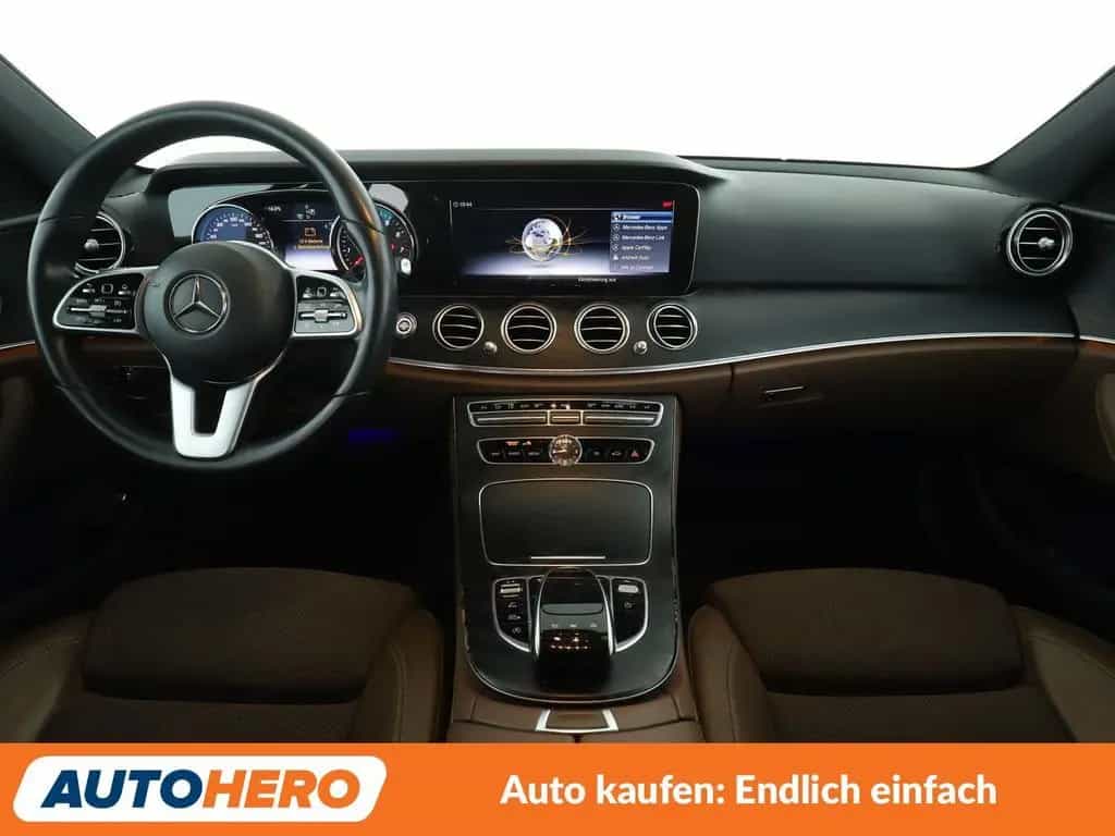 Mercedes-Benz E-Class E 200 AMG Line Aut.*NAVI*LED*360CAM* 06/2018-photo-11