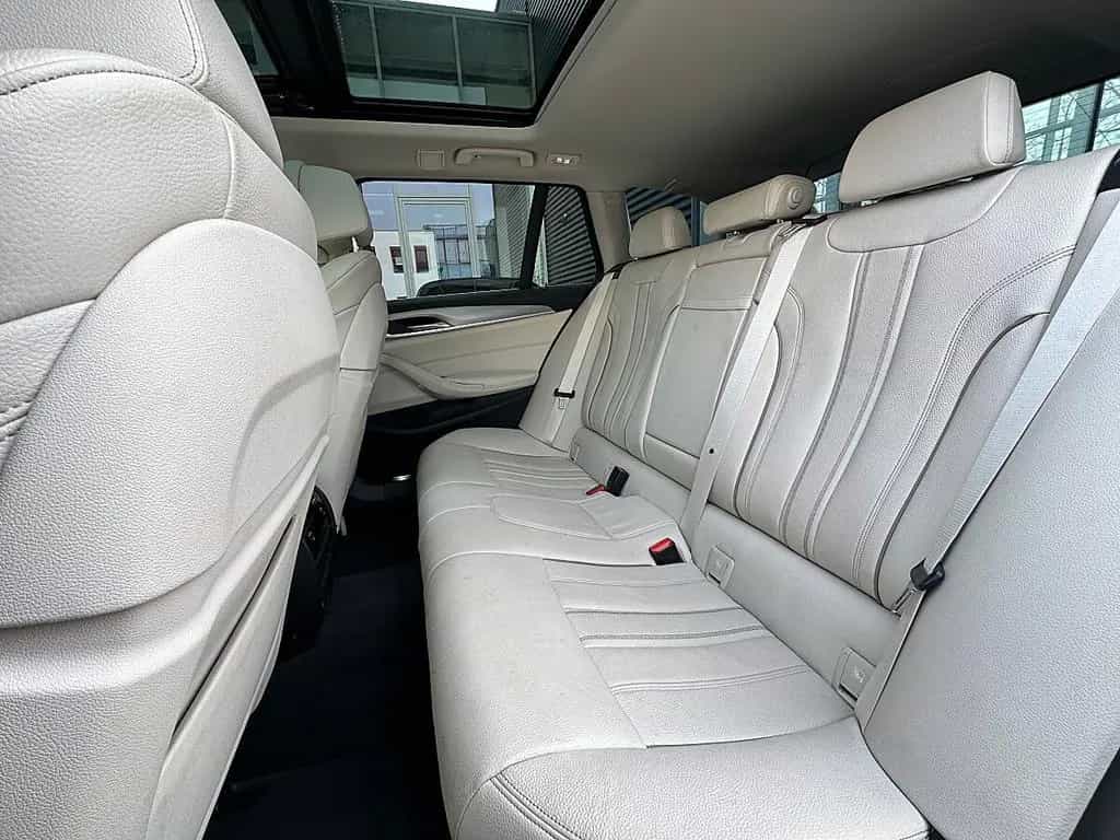 BMW 5 Series 520d Touring xDrive Luxury Line Aut. / AHK / ... 01/2023-photo-14