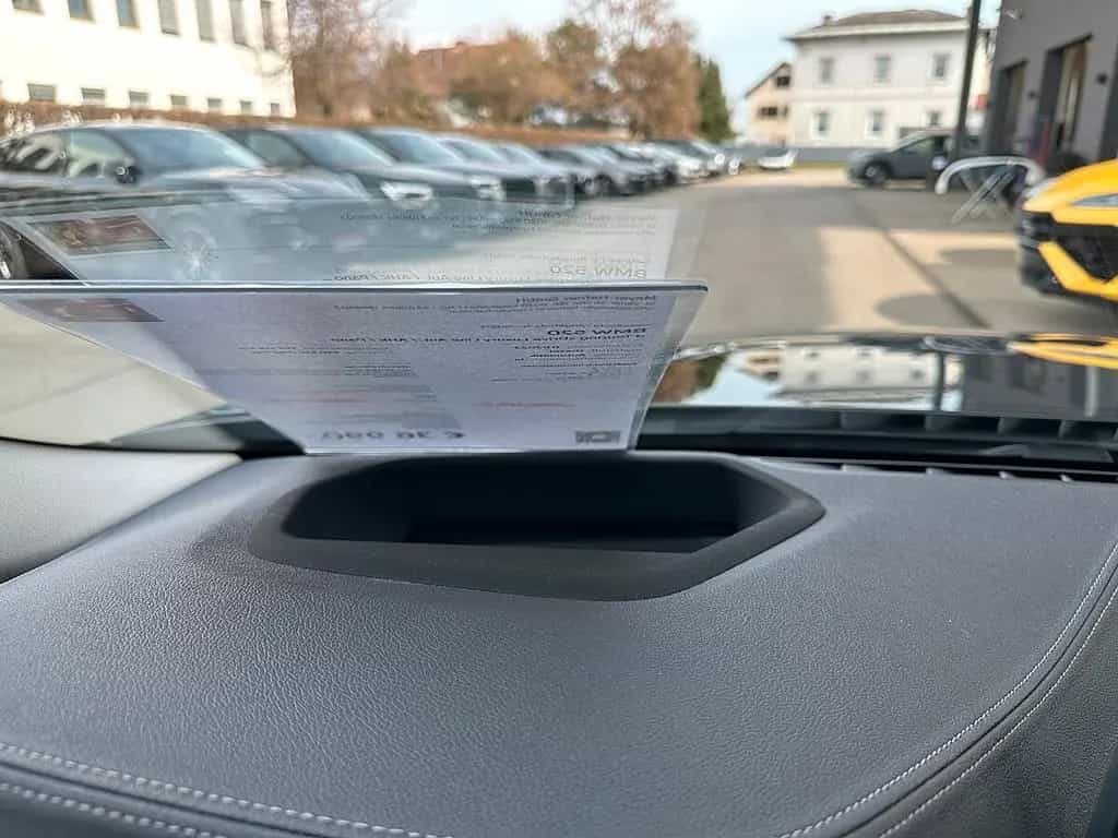 BMW 5 Series 520d Touring xDrive Luxury Line Aut. / AHK / ... 01/2023-photo-23