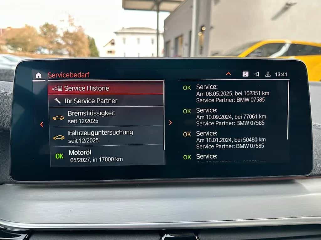 BMW 5 Series 520d Touring xDrive Luxury Line Aut. / AHK / ... 01/2023-photo-34