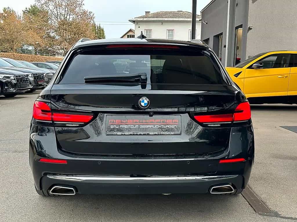 BMW 5 Series 520d Touring xDrive Luxury Line Aut. / AHK / ... 01/2023-photo-8