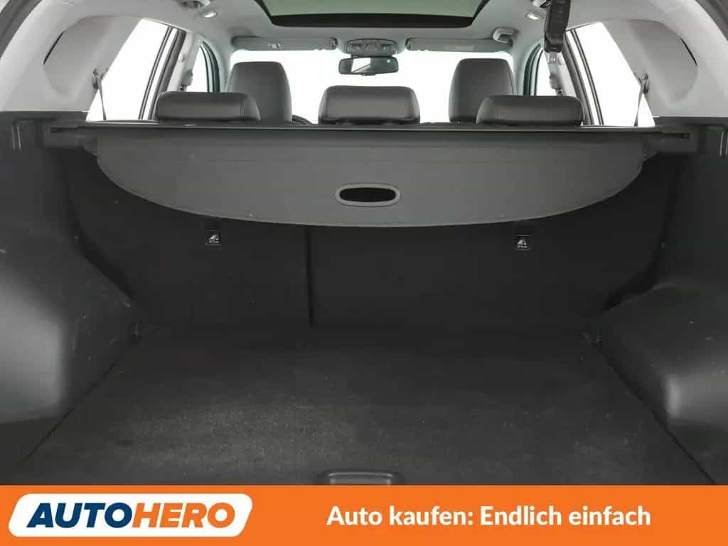 Hyundai Tucson 1.6 TGDI Premium 4WD Aut.*NAVI*LED*SPUR* 11/2019-photo-17