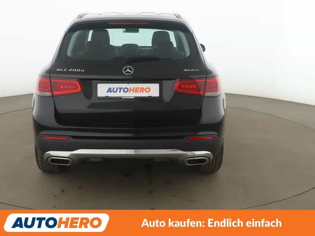 Mercedes-Benz GLC 200 d 4Matic Aut.*NAV*LED*TEMP*CAM*PDC*SHZ* 11/2021-photo-4