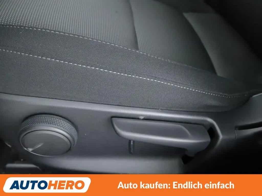 Mazda CX-30 2.0 Skyactiv-X Mild-Hybrid Selection 2WD 06/2021-photo-24