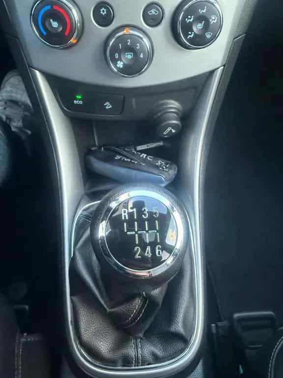 Chevrolet Trax 4x4 LT+ TÜV NEU*1.HAND 84.000km S.HEFT 06/2013-photo-16