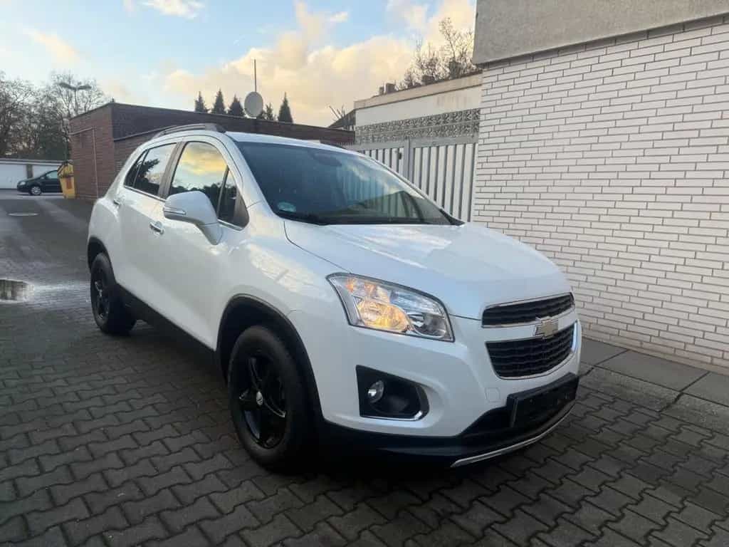 Chevrolet Trax 4x4 LT+ TÜV NEU*1.HAND 84.000km S.HEFT 06/2013-photo-2