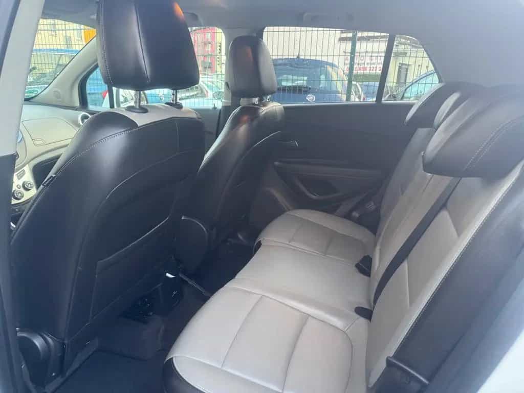 Chevrolet Trax 4x4 LT+ TÜV NEU*1.HAND 84.000km S.HEFT 06/2013-photo-8