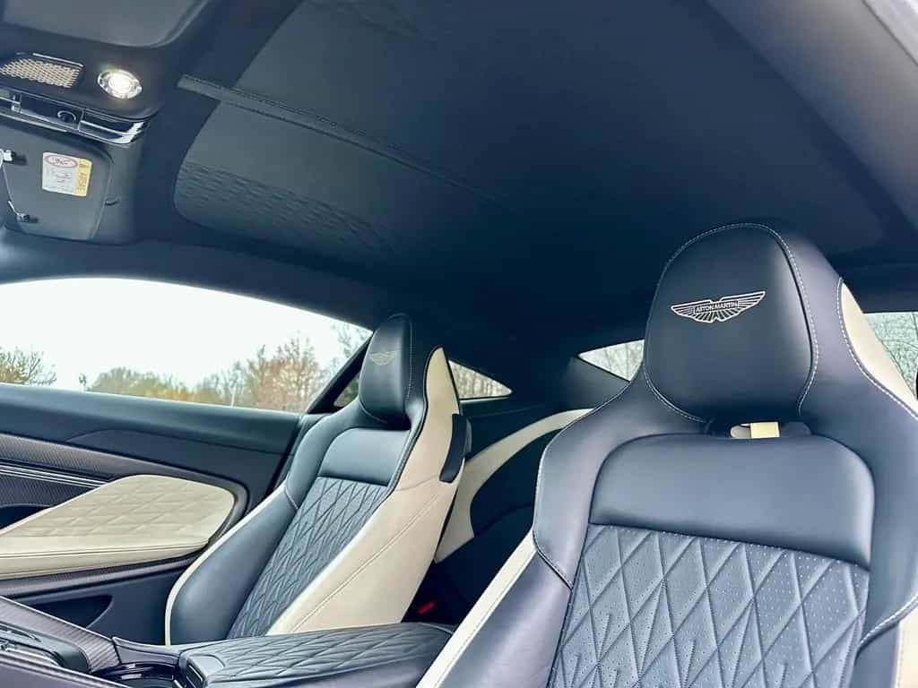 Aston Martin DB12 4.0 V8 KERAMIK.B&W.SITZBELÜFT.360° 02/2024-photo-14