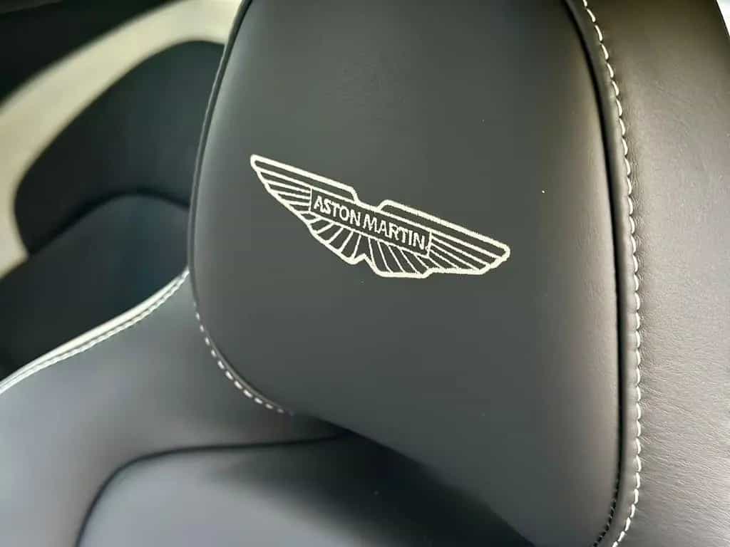 Aston Martin DB12 4.0 V8 KERAMIK.B&W.SITZBELÜFT.360° 02/2024-photo-26