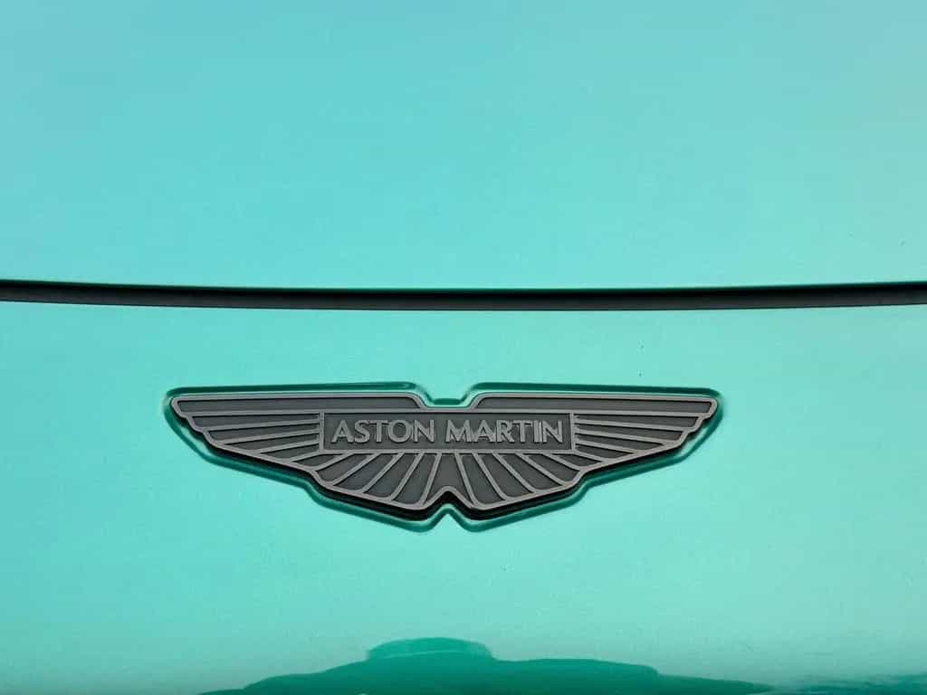 Aston Martin DB12 4.0 V8 KERAMIK.B&W.SITZBELÜFT.360° 02/2024-photo-31