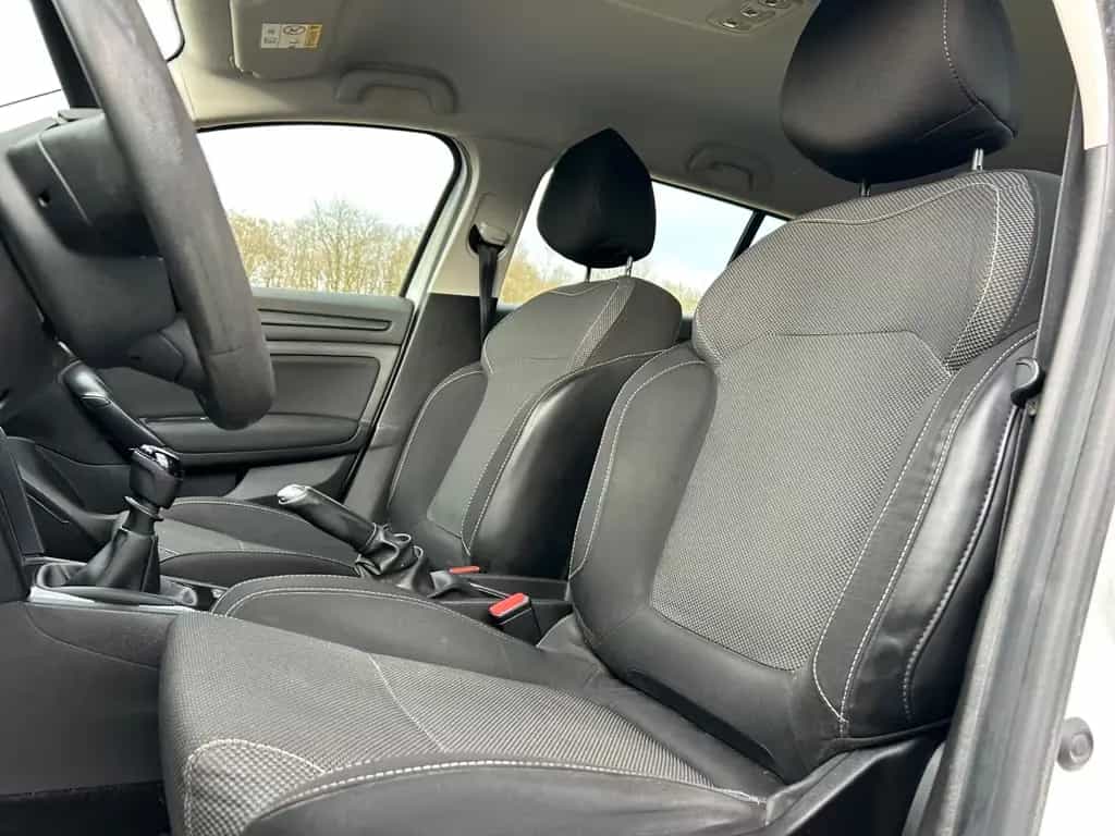 Renault Megane IV 1.2 Grandtour Life 03/2017-photo-13