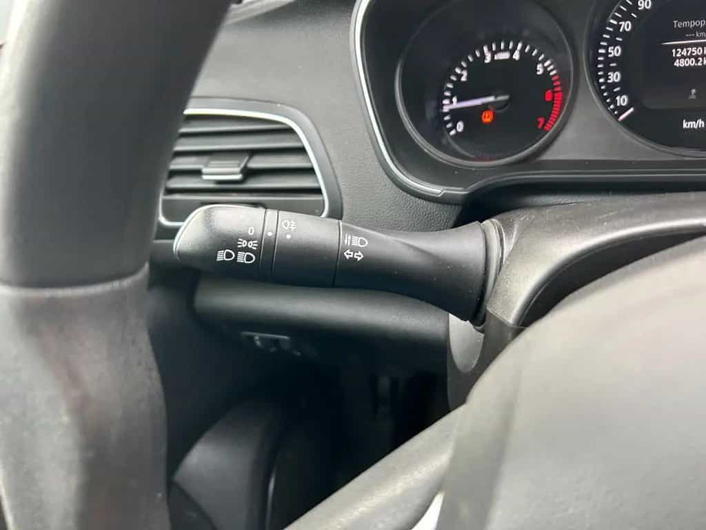Renault Megane IV 1.2 Grandtour Life 03/2017-photo-27