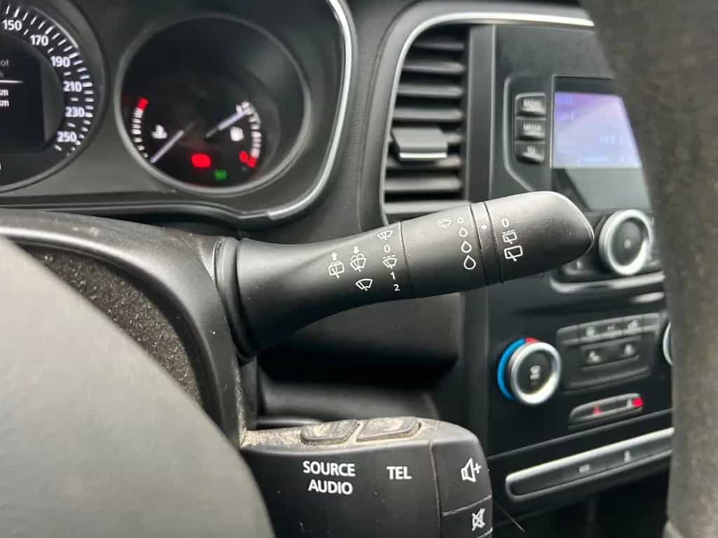 Renault Megane IV 1.2 Grandtour Life 03/2017-photo-28