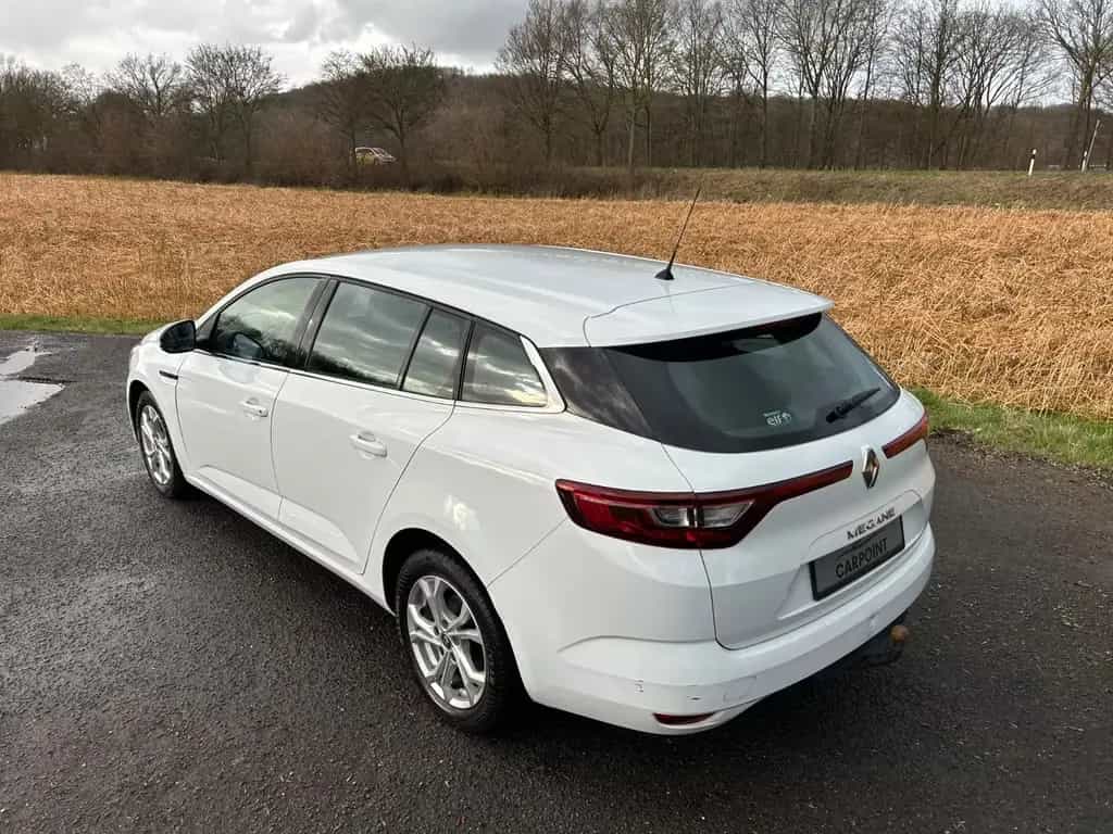 Renault Megane IV 1.2 Grandtour Life 03/2017-photo-33
