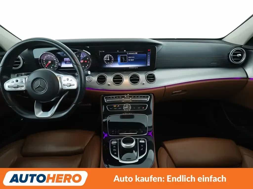 Mercedes-Benz E 200 T AMG Line Aut.*LED*ACC*PDC*4xSHZ 08/2018-photo-11