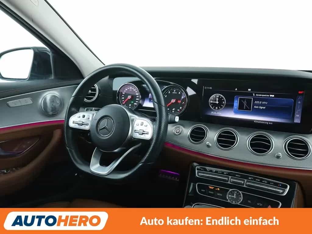 Mercedes-Benz E 200 T AMG Line Aut.*LED*ACC*PDC*4xSHZ 08/2018-photo-12