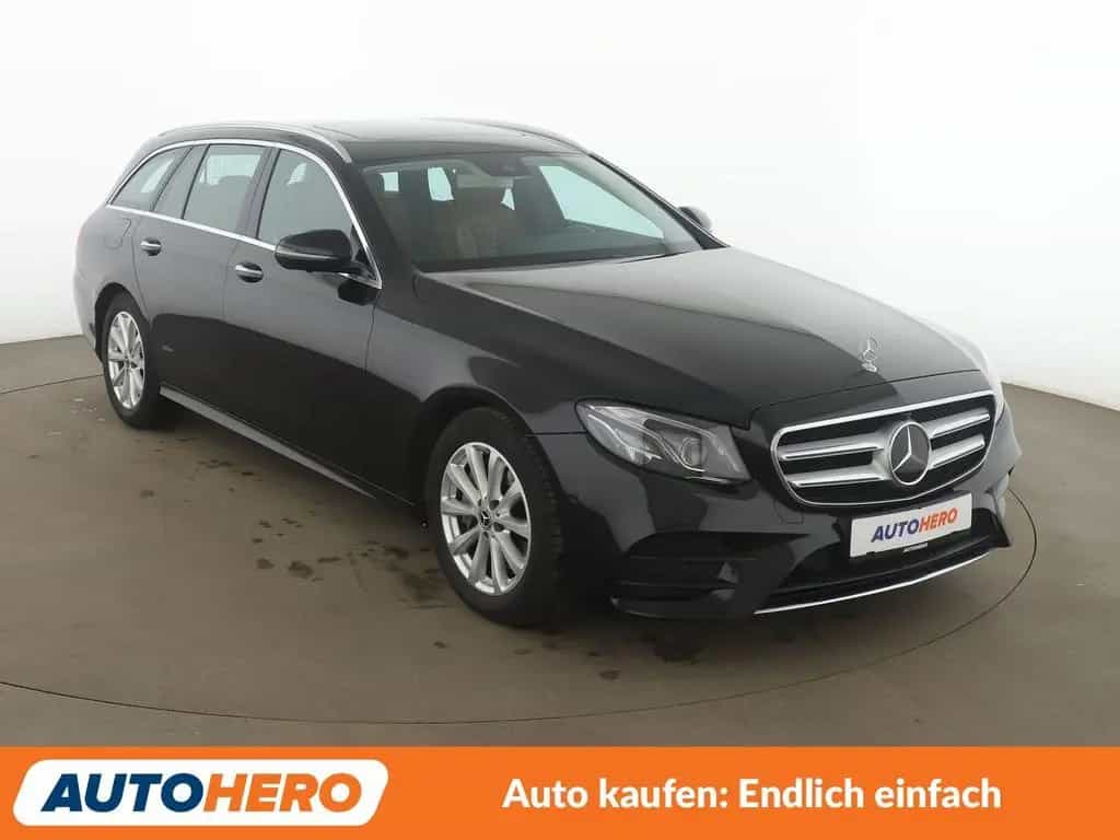 Mercedes-Benz E 200 T AMG Line Aut.*LED*ACC*PDC*4xSHZ 08/2018-photo-7