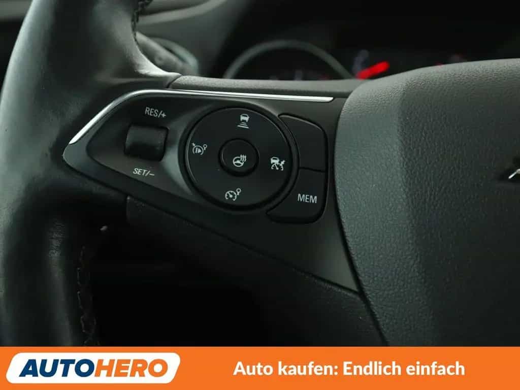 Opel Grandland X 1.6 Turbo Ultimate Aut.*NAVI*LED* 06/2019-photo-28
