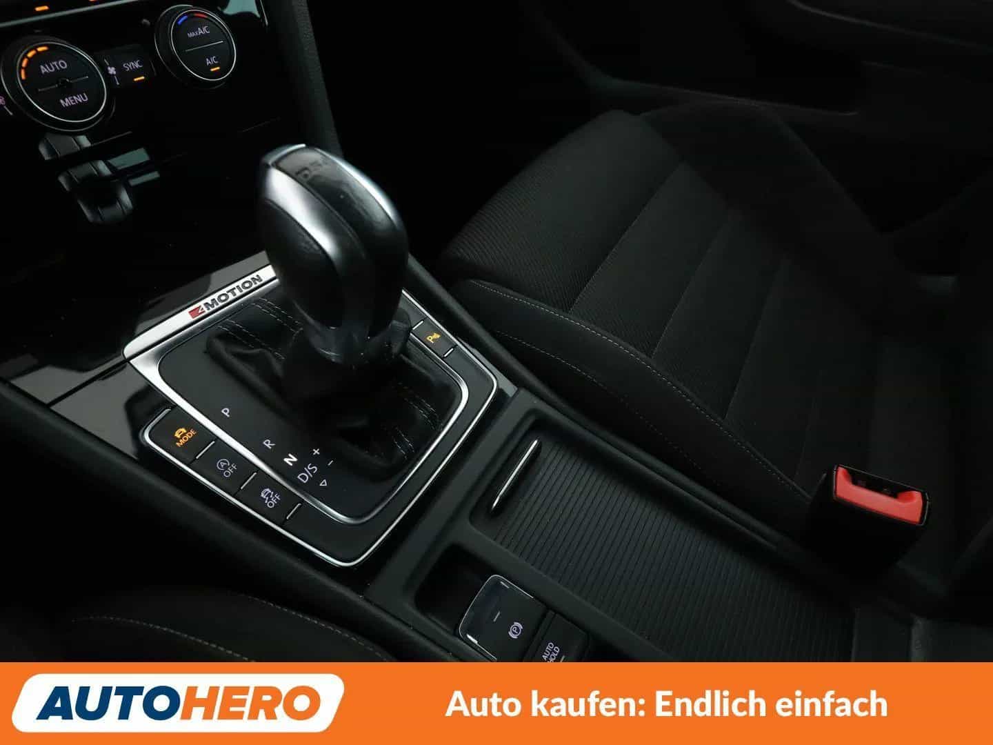 Volkswagen Golf 7 R 4M *MATRIX*DYNAUDIO*DCC*VIRTUAL*ACC*SHZ 06/2017-photo-23