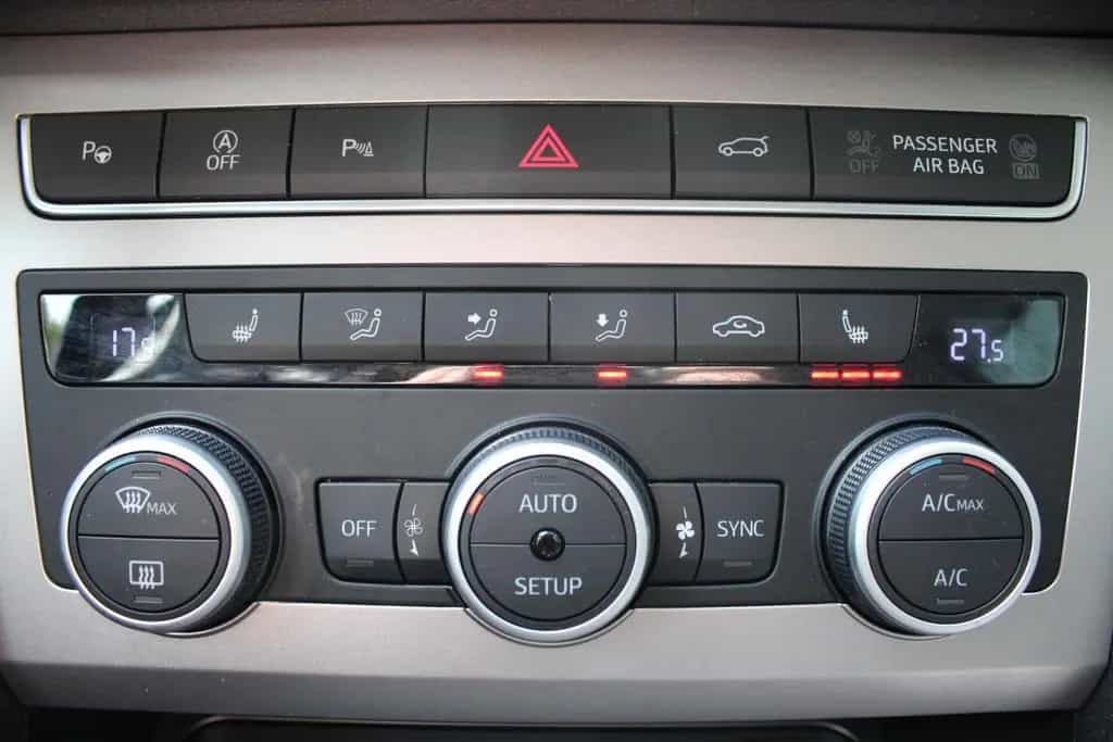 Seat Ateca 1.5 TSI DSG+BEATS+ACC+LED+RFK+KESSY+SHZ+++ 04/2021-photo-11