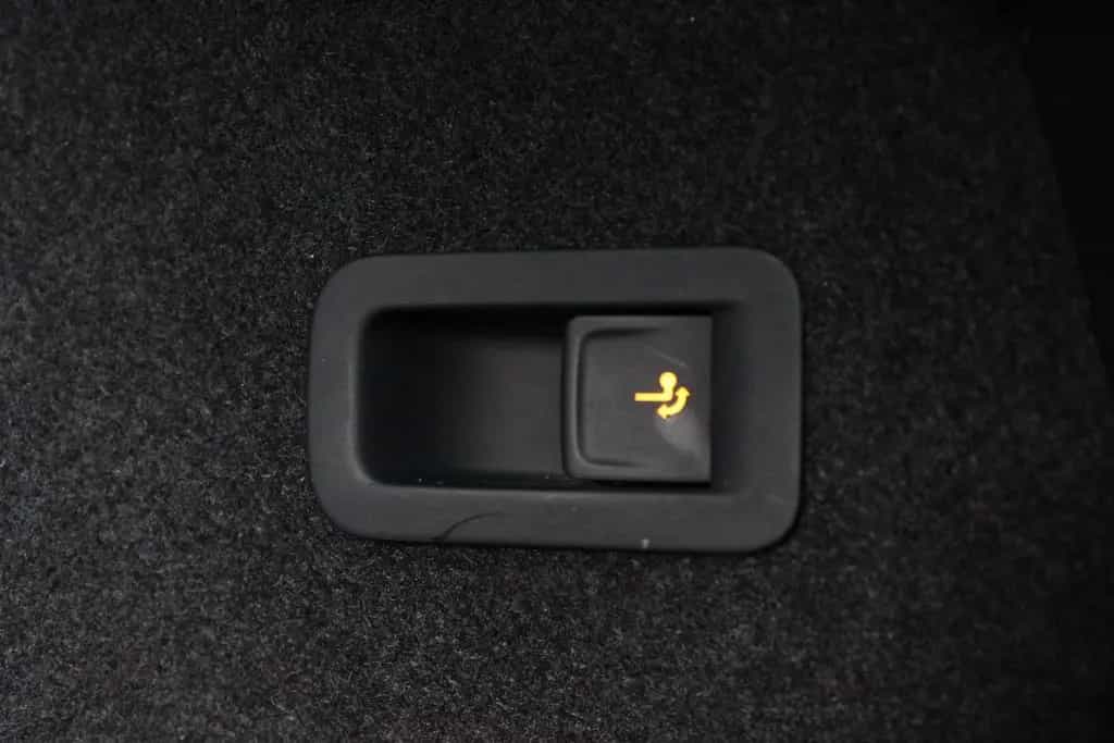 Seat Ateca 1.5 TSI DSG+BEATS+ACC+LED+RFK+KESSY+SHZ+++ 04/2021-photo-18