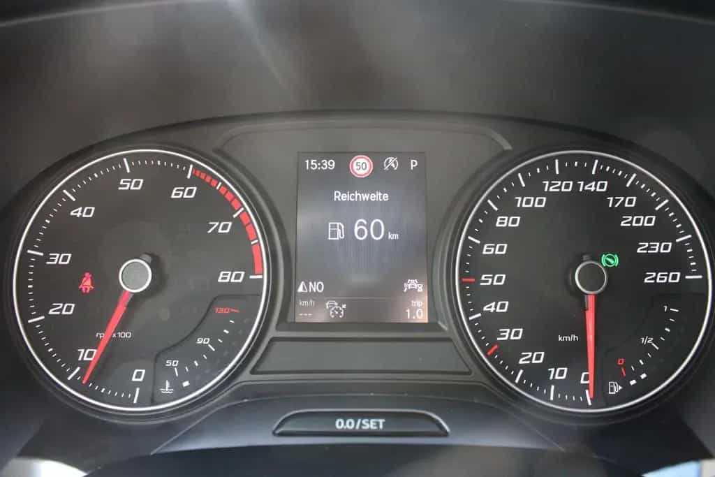 Seat Ateca 1.5 TSI DSG+BEATS+ACC+LED+RFK+KESSY+SHZ+++ 04/2021-photo-8