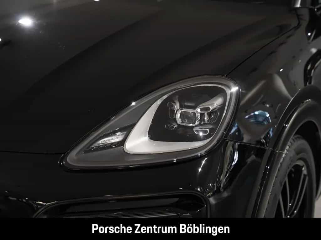 Porsche Cayenne Platinum Edition HA-Lenkung Sportabgas 11/2022-photo-12