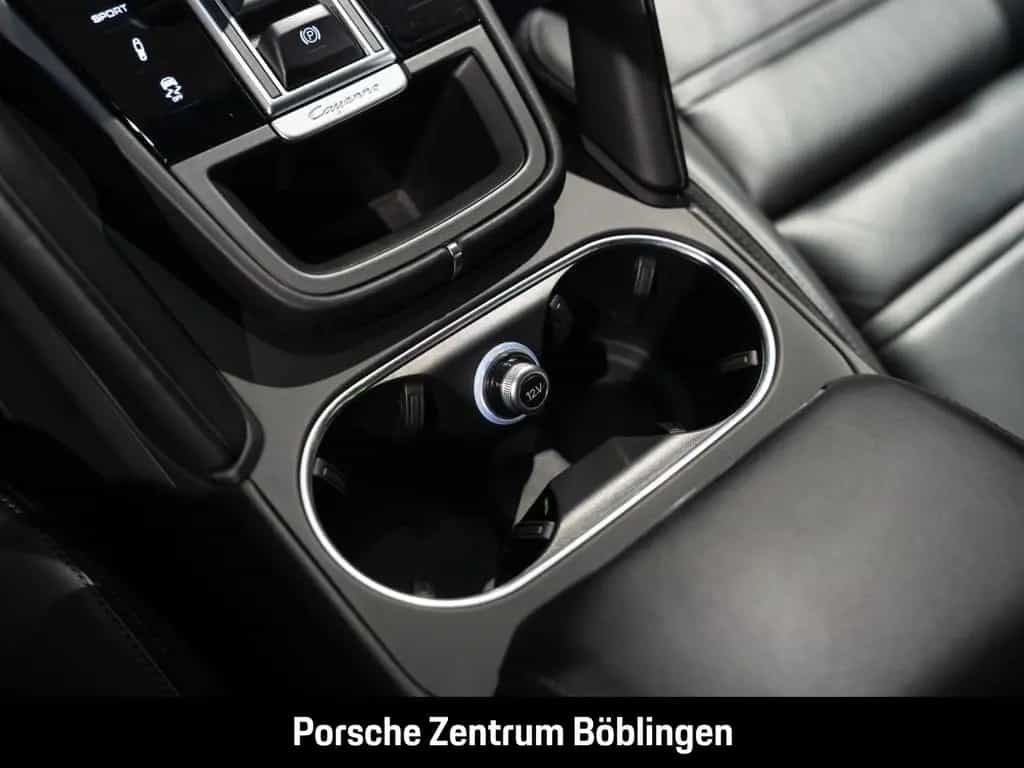 Porsche Cayenne Platinum Edition HA-Lenkung Sportabgas 11/2022-photo-24