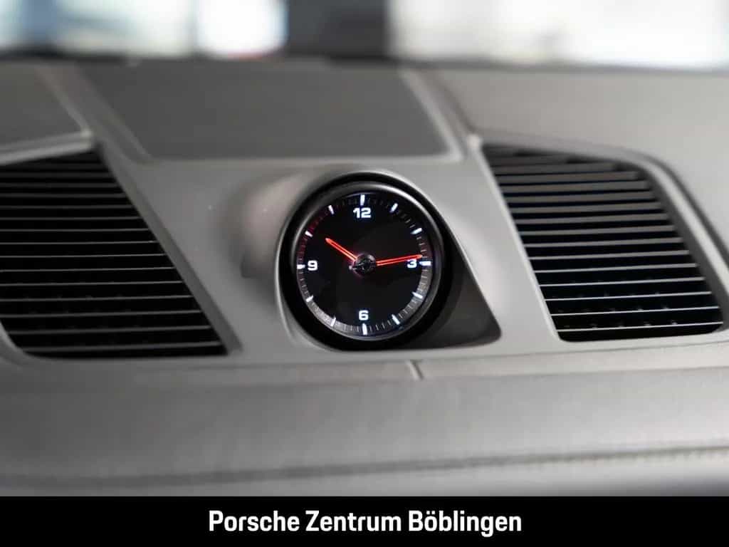 Porsche Cayenne Platinum Edition HA-Lenkung Sportabgas 11/2022-photo-26