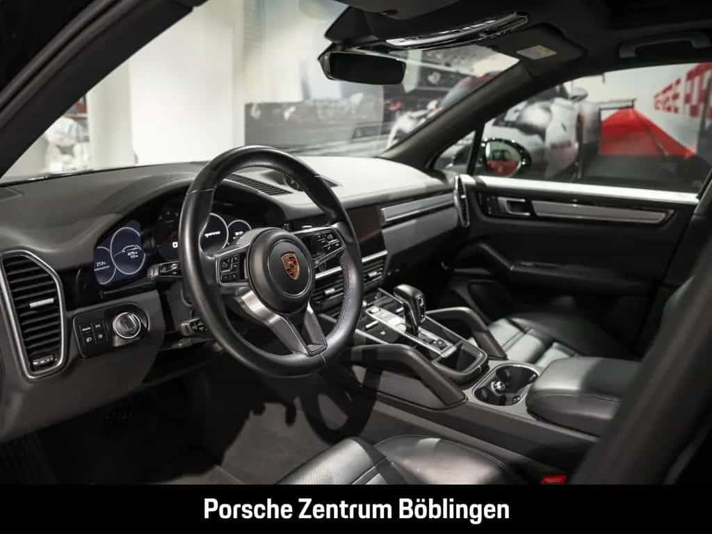Porsche Cayenne Platinum Edition HA-Lenkung Sportabgas 11/2022-photo-3