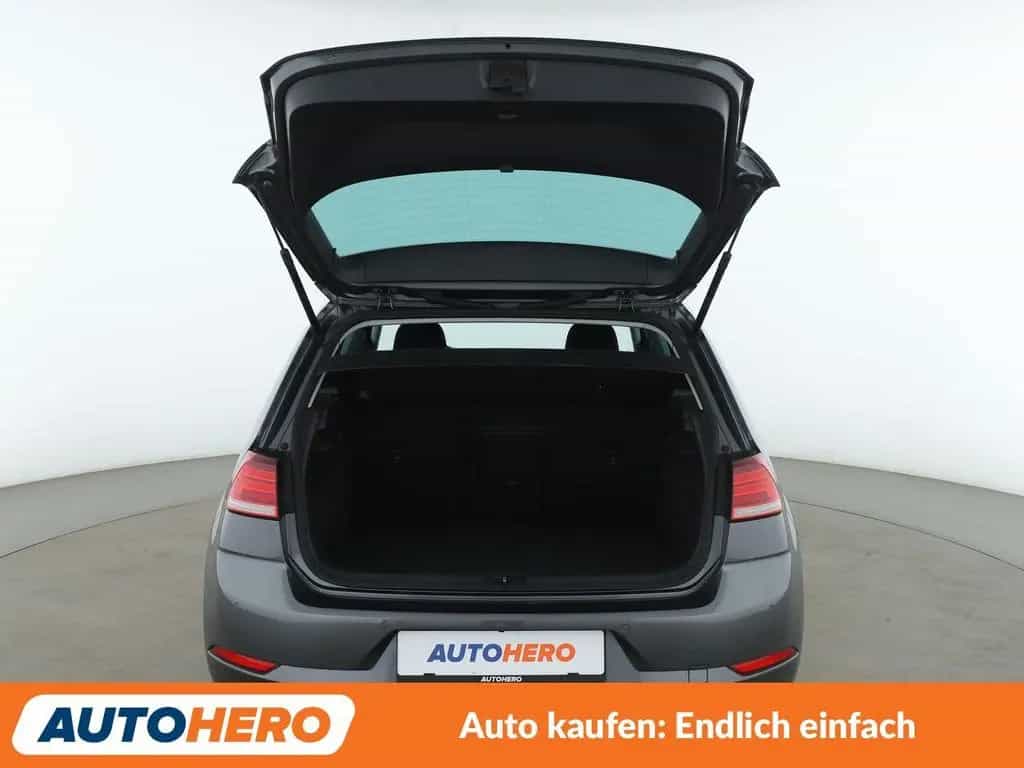 Volkswagen Golf VII 1.4 TSI Sound*PDC*ACC*SHZ* 11/2017-photo-16