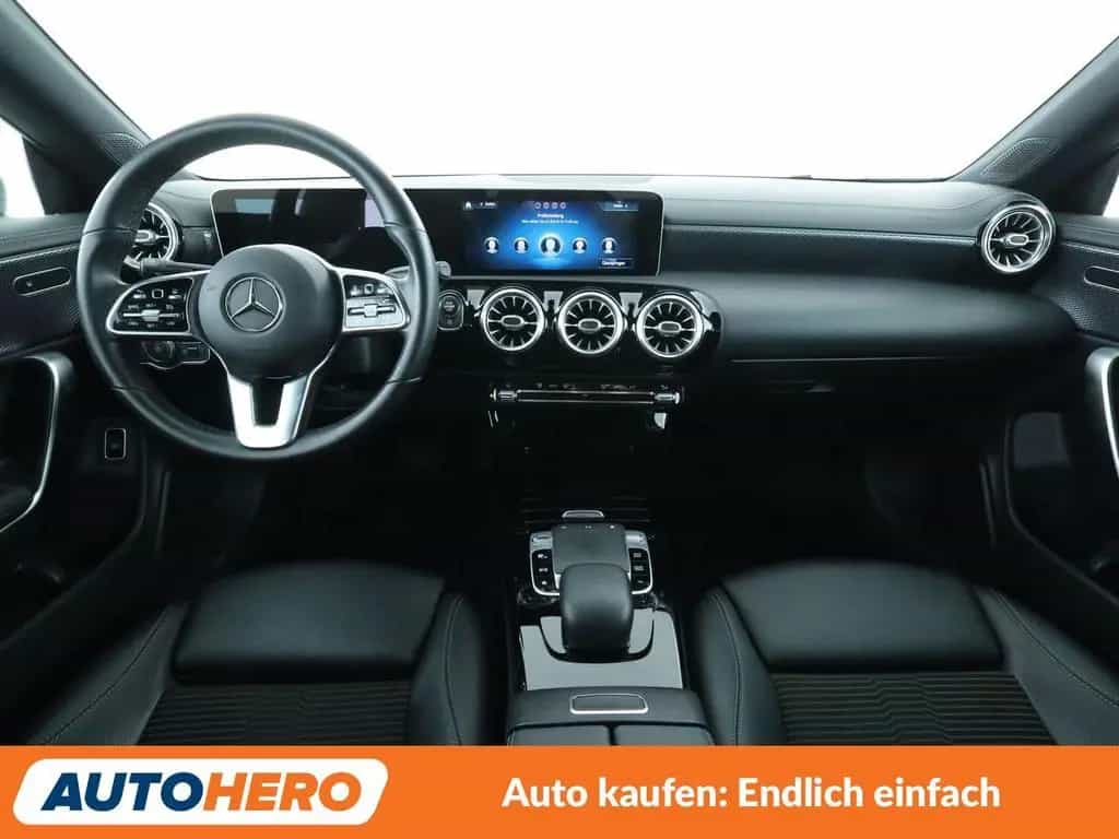 Mercedes-Benz CLA-Class 200 Progressive Aut.*NAVI*CAM*TEMPO* 01/2020-photo-11