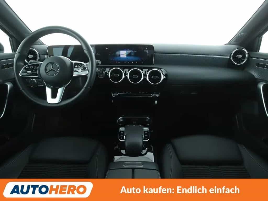 Mercedes-Benz A-Class 250 4Matic Progressive Aut.*NAV*LED*TEMP*PDC* 04/2019-photo-10