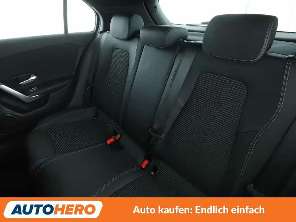 Mercedes-Benz A-Class 250 4Matic Progressive Aut.*NAV*LED*TEMP*PDC* 04/2019-photo-12