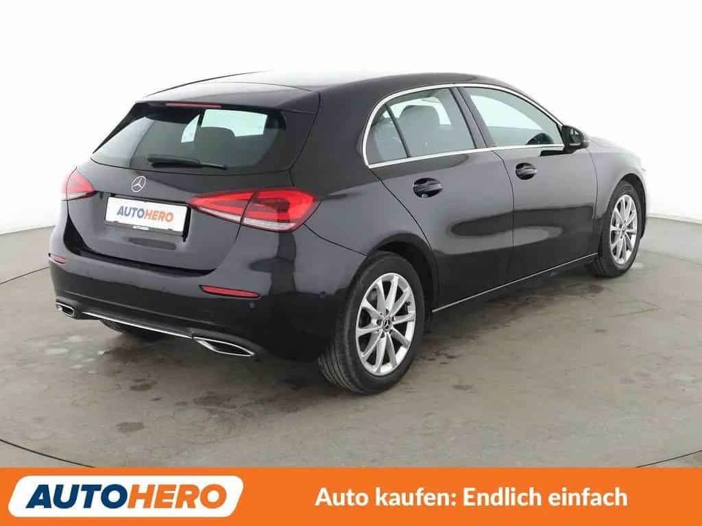 Mercedes-Benz A-Class 250 4Matic Progressive Aut.*NAV*LED*TEMP*PDC* 04/2019-photo-4