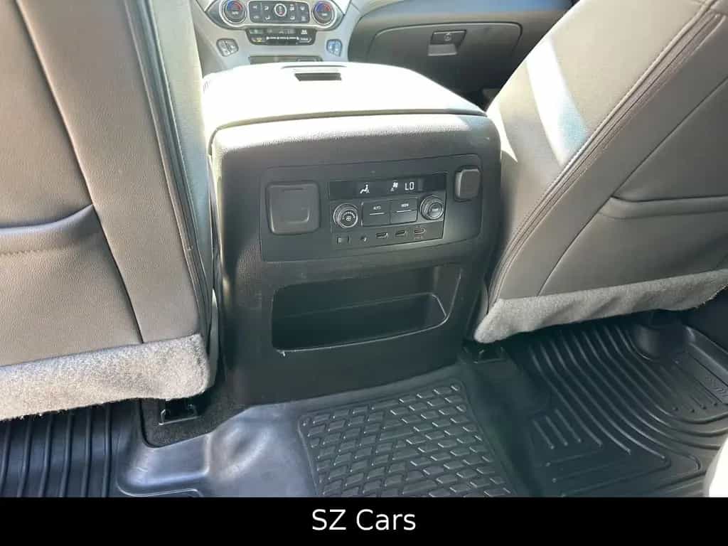 Chevrolet Suburban Z71*LEDER*RFK*TV*BOSE*RHINO-RACK*LED 07/2018-photo-31