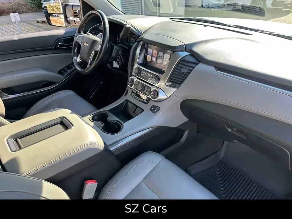 Chevrolet Suburban Z71*LEDER*RFK*TV*BOSE*RHINO-RACK*LED 07/2018-photo-41