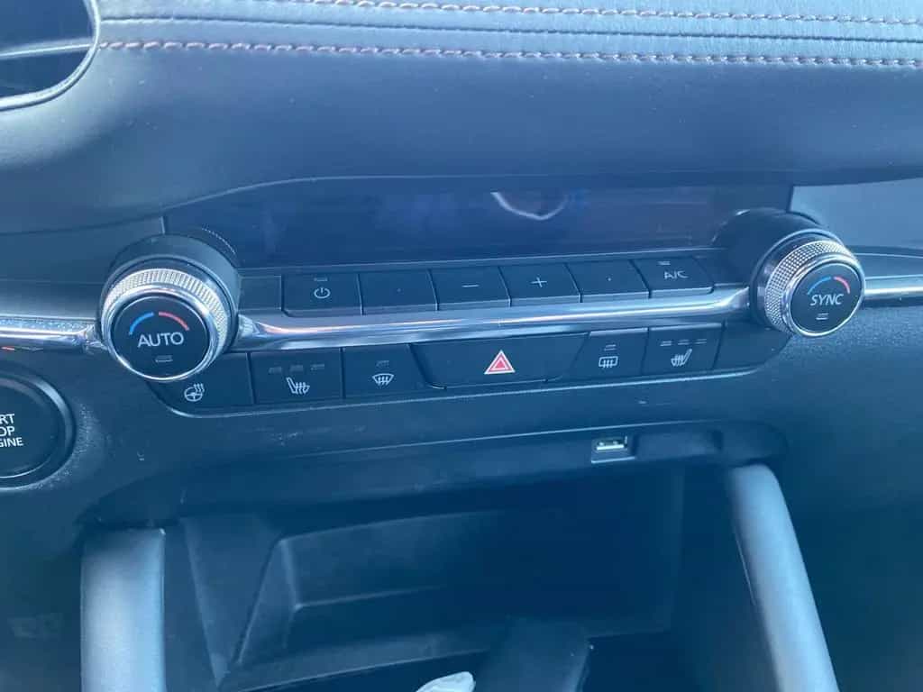 Mazda 3 SKYACTIV-G 2.0 M-HYBRID 150 Selection 02/2022-photo-15