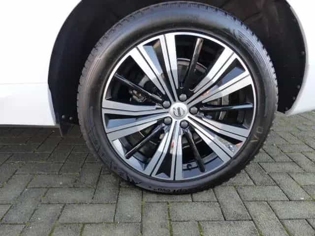 Volvo XC60 Plus Bright B4 Aut.EU6d*Leder amber*GOOGLE* 12/2022-photo-20