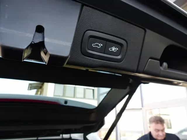 Volvo XC60 Plus Bright B4 Aut.EU6d*Leder amber*GOOGLE* 12/2022-photo-5