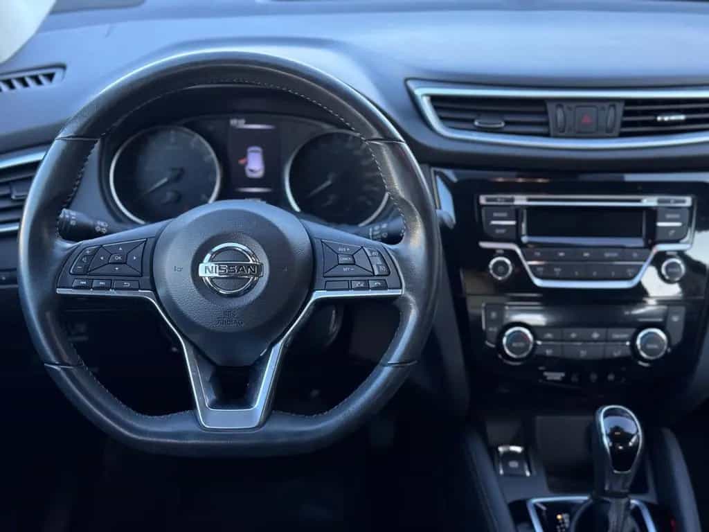 Nissan Qashqai N-Connecta+Tempomat+TÜV NEU+Service NEU+ 09/2017-photo-6