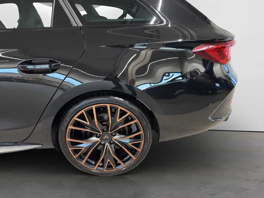 Cupra Leon SP 2.0 TSI DSG 4Drive VZ AHK+Pano+el.Sitze 02/2024-photo-9