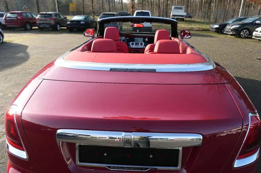 Rolls-Royce Dawn 05/2017-photo-23