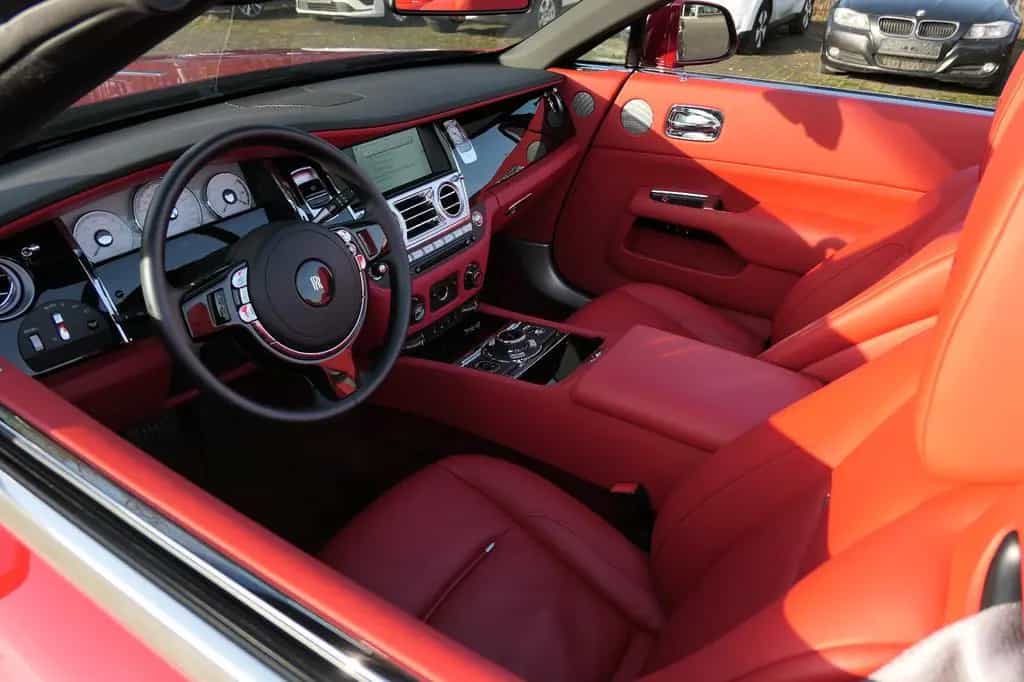 Rolls-Royce Dawn 05/2017-photo-25