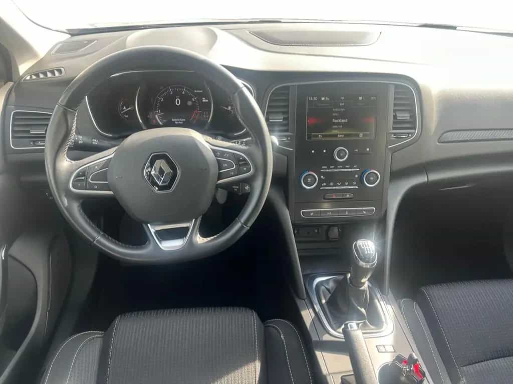 Renault Megane IV 1.2 TCe 100 Energy Life BOSE*DAB*TEMPO 03/2019-photo-9