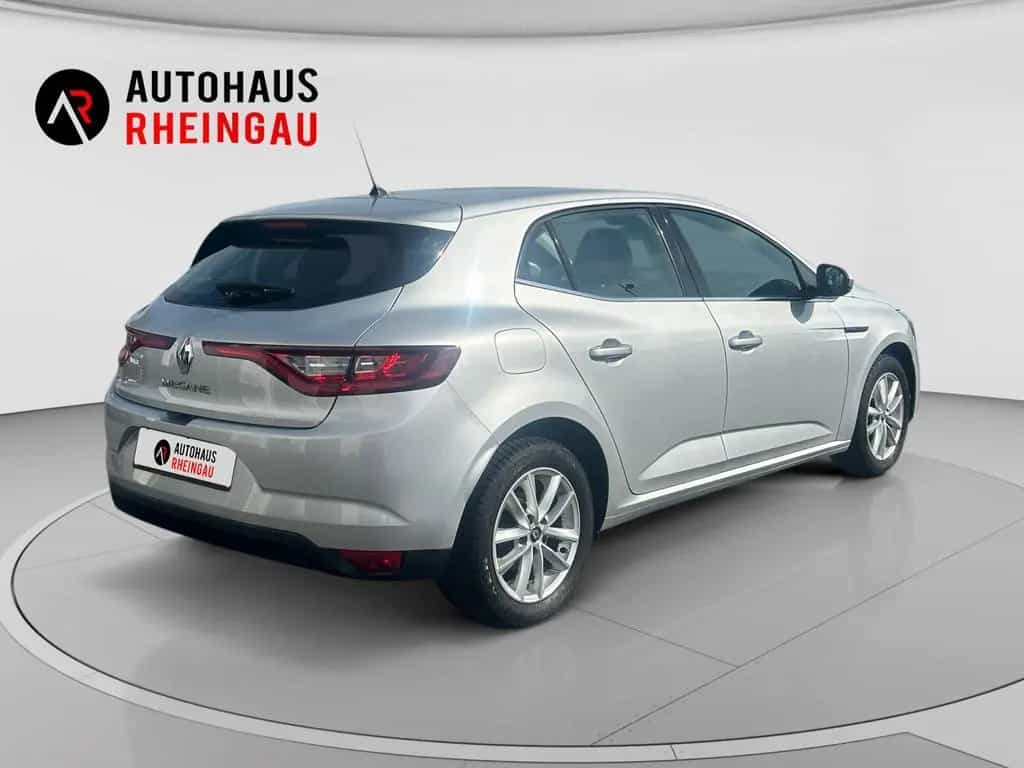 Renault Megane IV 1.2 TCe 100 Energy Life BOSE*DAB*TEMPO 03/2019-photo-3